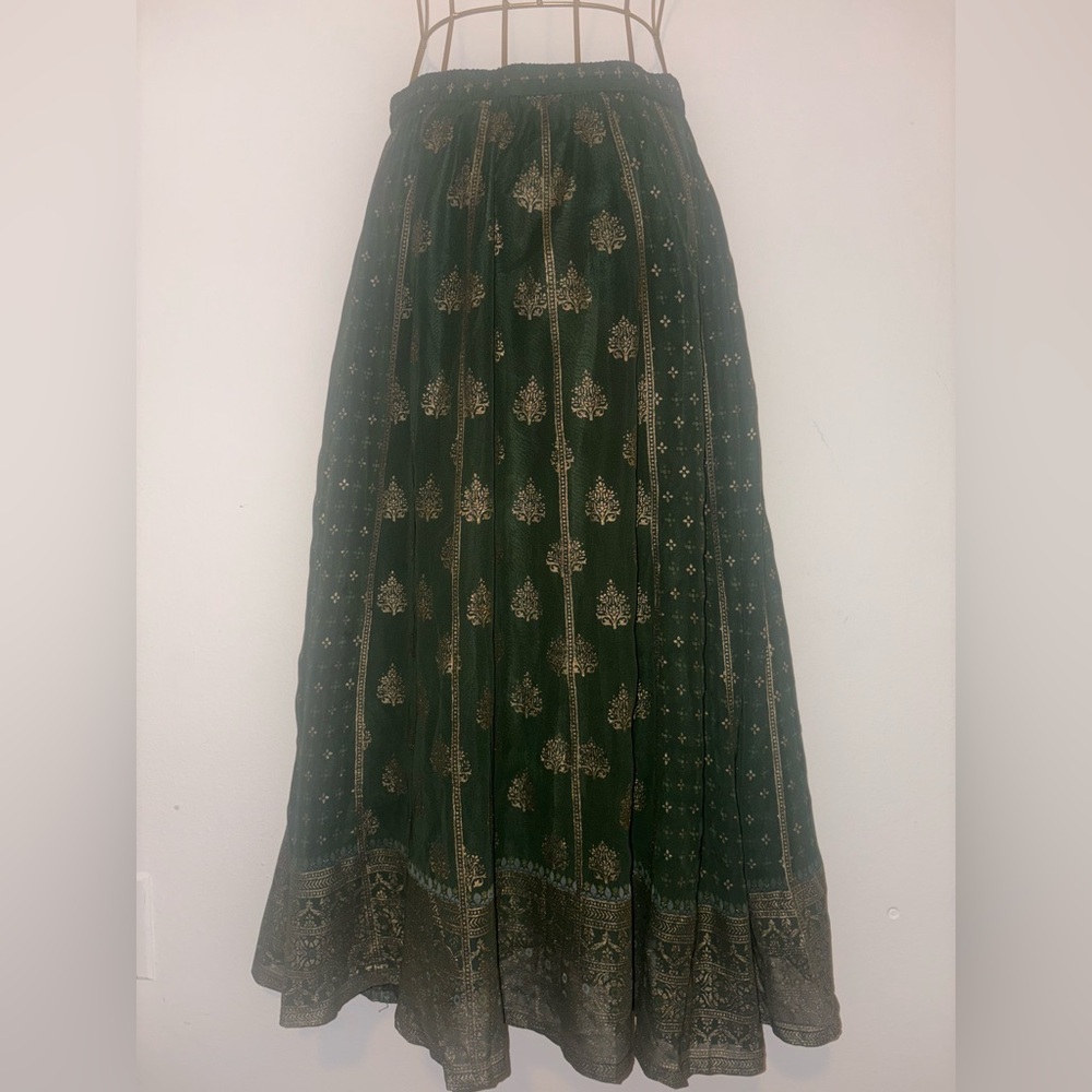Aurelia Dark Green and Gold Maxi Skirt